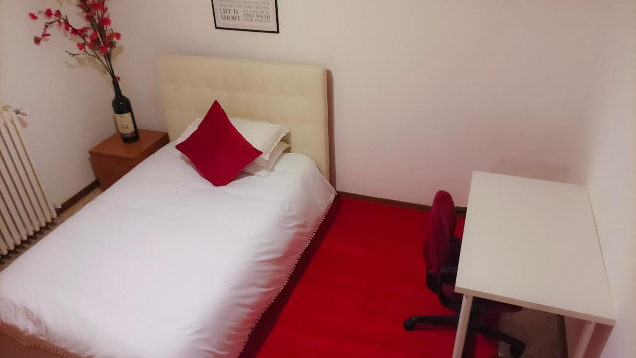 Unique & Beautiful Bedroom In Central Of 피렌체 외부 사진