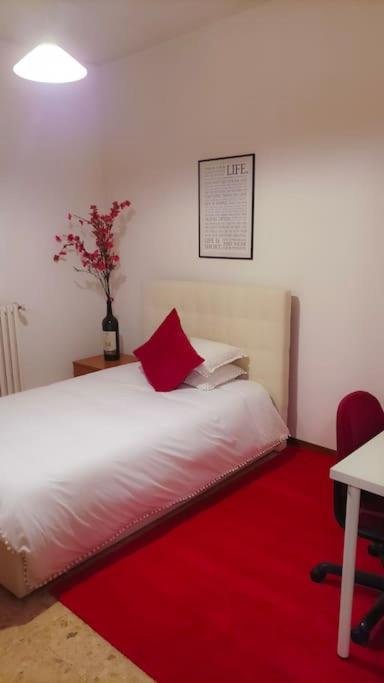 Unique & Beautiful Bedroom In Central Of 피렌체 외부 사진
